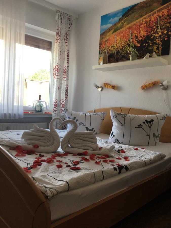 Pension "Am Markt" Трайс-Карден Екстер'єр фото